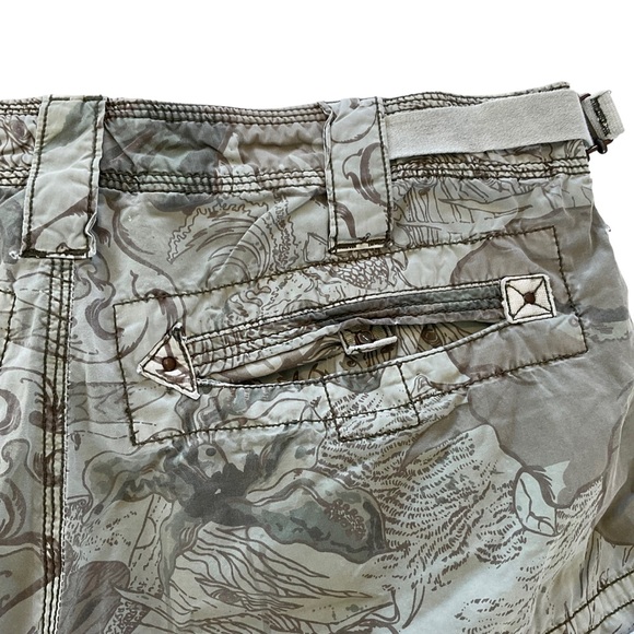 Jet Lag Camo Cargo Shorts Mens 38 Waist Pale Green Floral Print Distress Y2K 90s - Picture 8 of 13